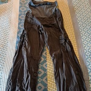 Motherhood maternity cargo pants